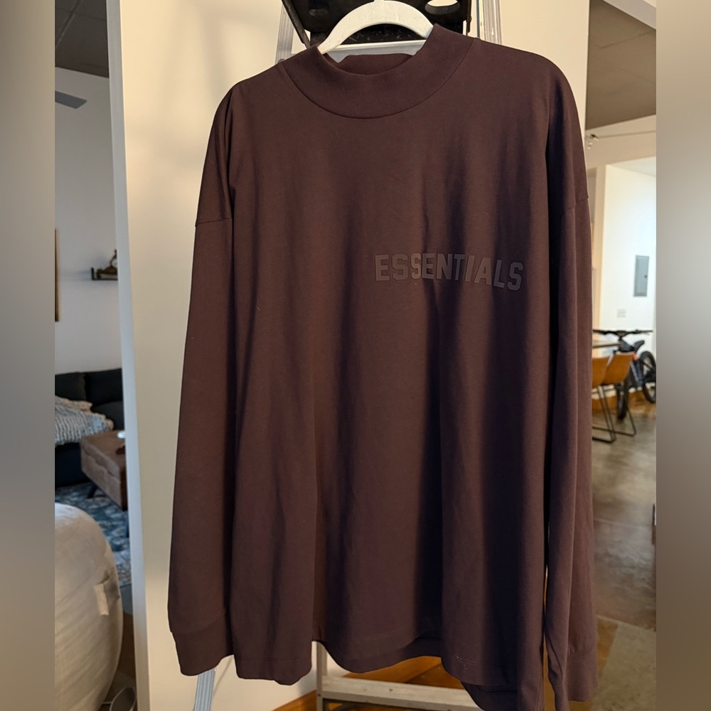 Fear of God ESSENTIALS long-sleeve